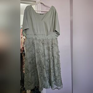 Elegant Floral Lace Dress